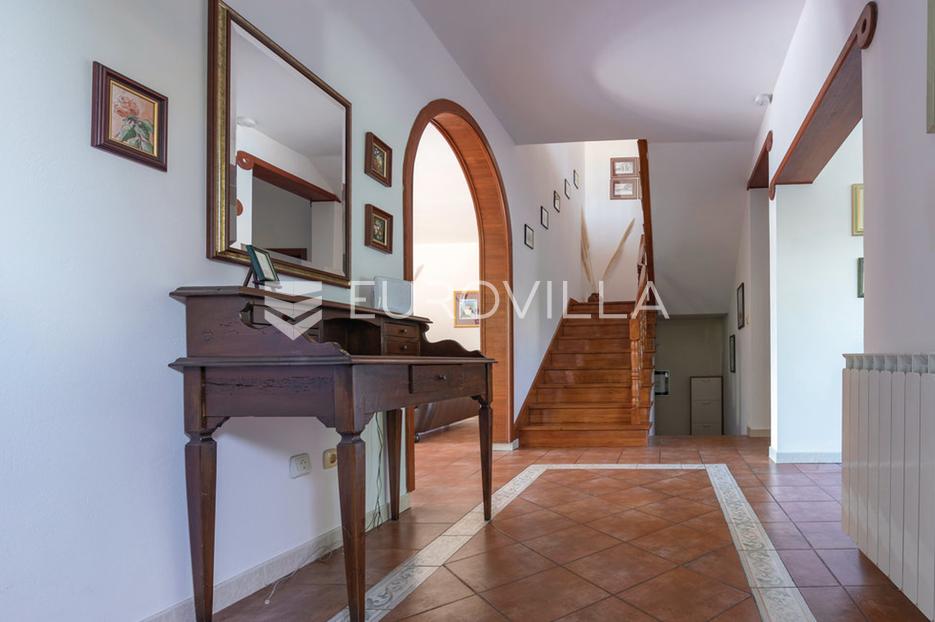Casa In vendita -  Medulin