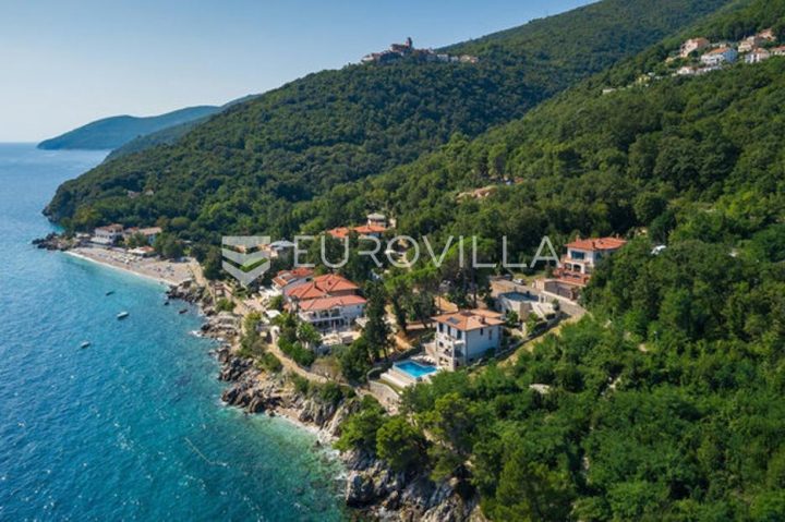 Land for sale 1550 m² – Mošćenička Draga