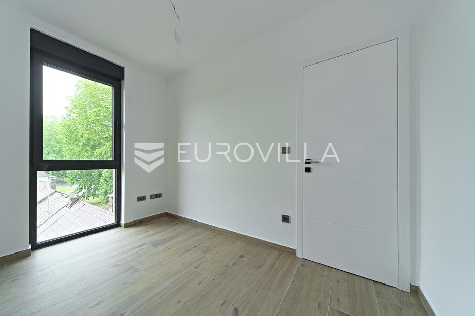 Apartma Na predaj -  Osijek