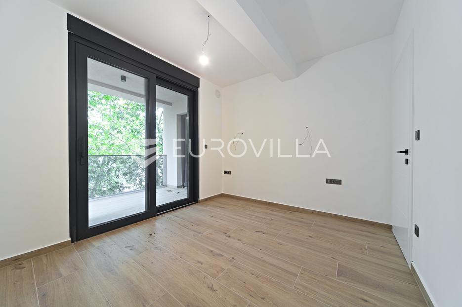 Apartma Na predaj -  Osijek