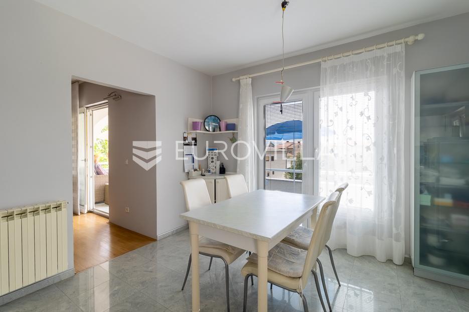 Casa In vendita -  Krk