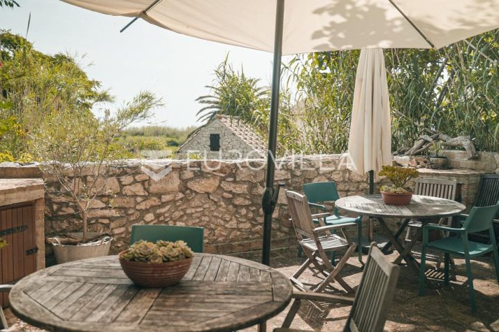 Hiša na predaj 223 m² – Susak