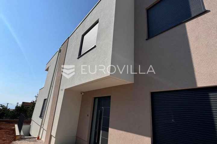 Appartamento in vendita 162 m² – Pobri