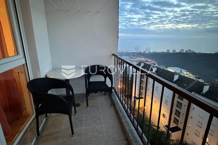 Appartement à vendre 68 m² – Škurinje