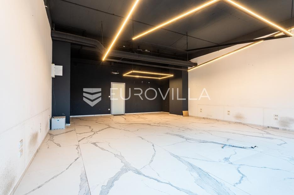 Poslovni prostori Naprodaj - Splitsko-dalmatinska Split