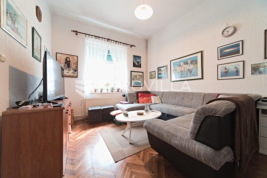 Apartma Na predaj Gornji grad / Centar