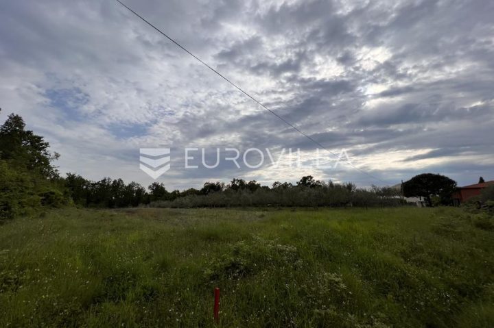 Pozemek na prodej 860 m² – Materada