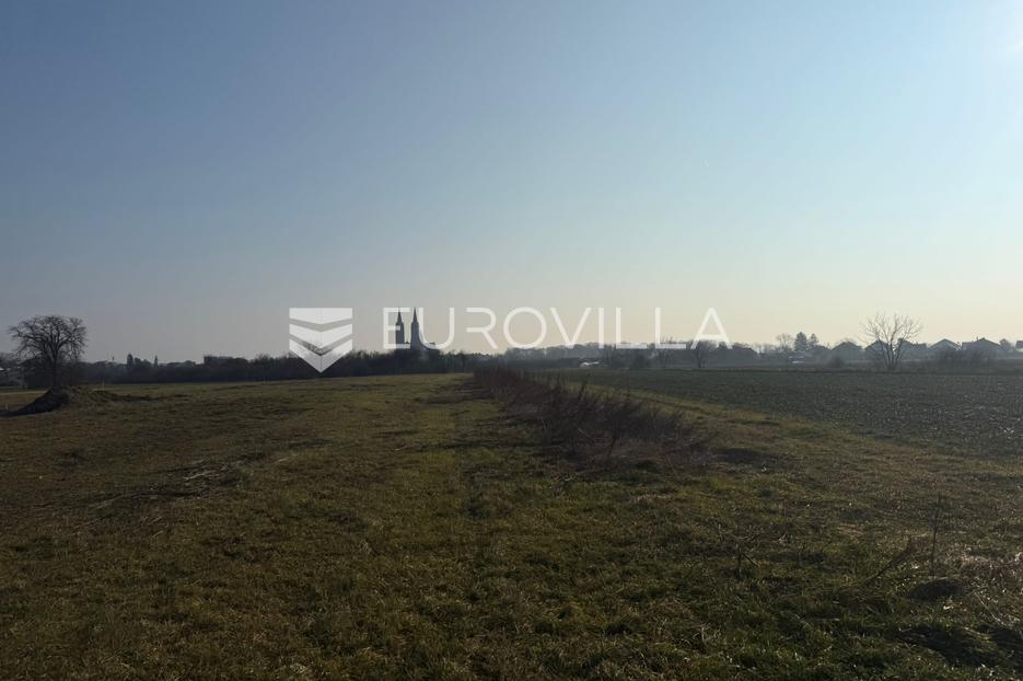 Zemljište Na prodaju -  Đakovo