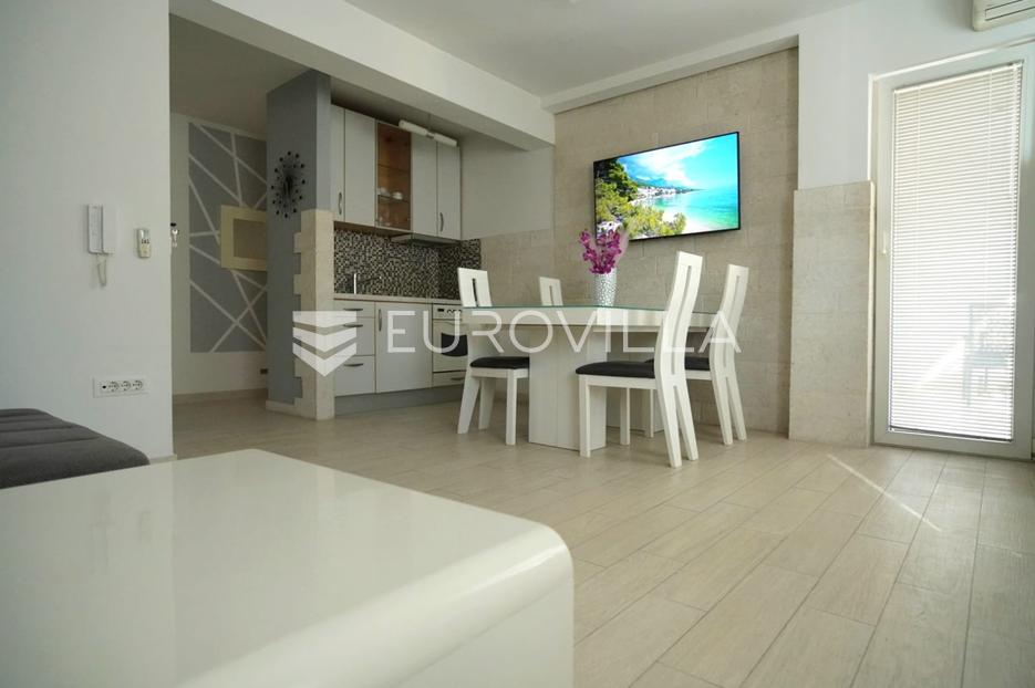 Appartamento In vendita - Splitsko-dalmatinska Makarska