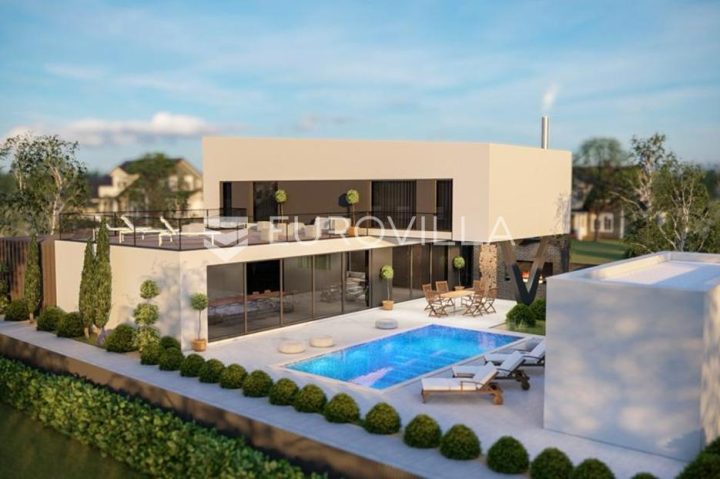 Dom na predaj 400 m² – Mičevec