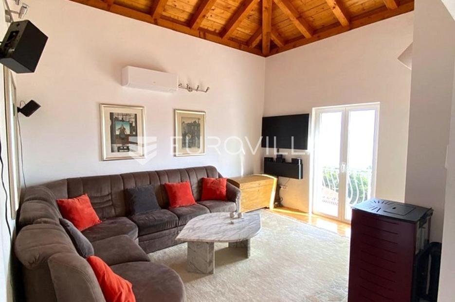 Flat For sale Sumartin