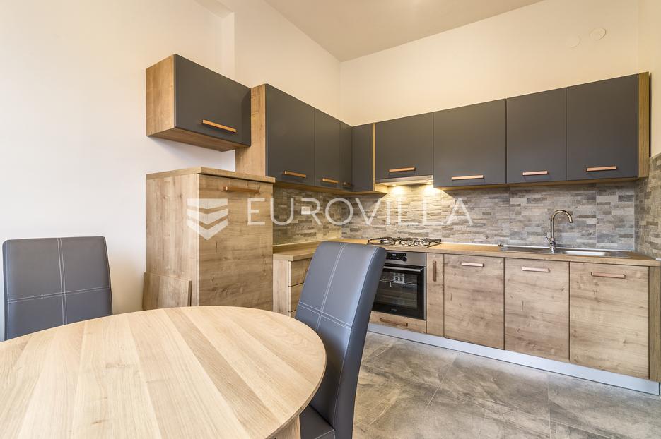 Locaux commerciaux À vendre - Grad Zagreb Donji Grad
