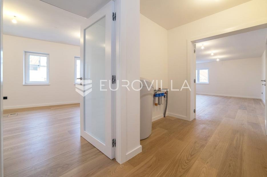 Apartma Naprodaj - Grad Zagreb Maksimir