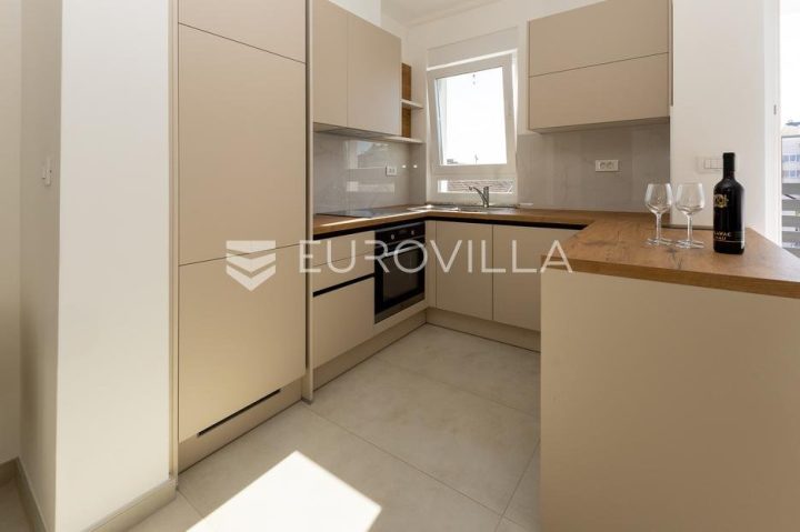 Flat For rent - Brodsko-posavska Slavonski Brod - foto 2/13