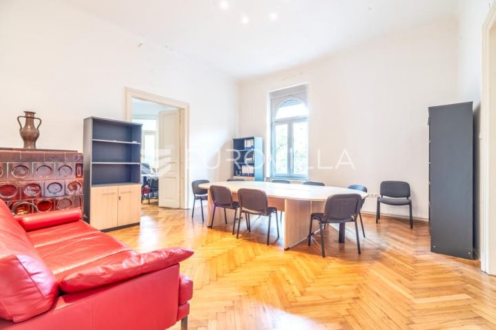 Stan na prodaju 133 m² – Donji Grad