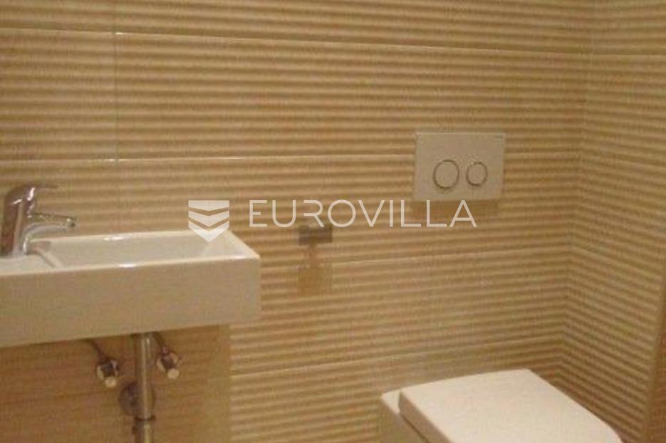 Apartma Naprodaj - Grad Zagreb Donji Grad