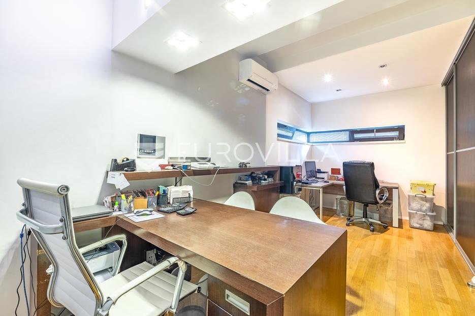 Haus Zu verkaufen - Grad Zagreb Gornja Dubrava