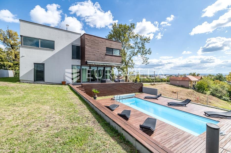 Haus Zu verkaufen - Grad Zagreb Gornja Dubrava