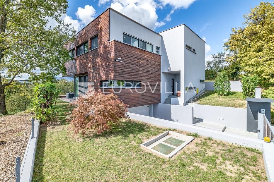 Haus Zu verkaufen - Grad Zagreb Gornja Dubrava