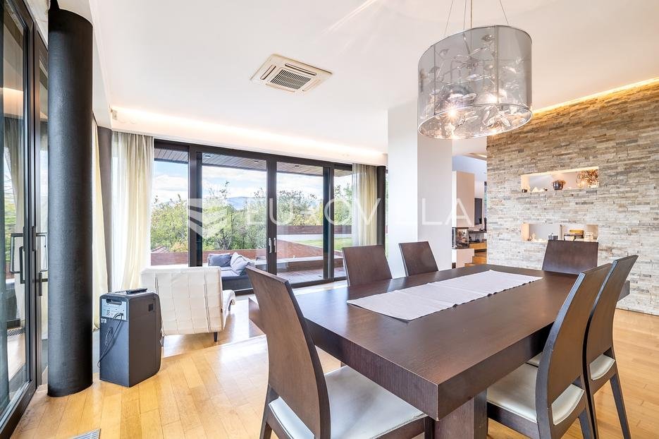 Haus Zu verkaufen - Grad Zagreb Gornja Dubrava