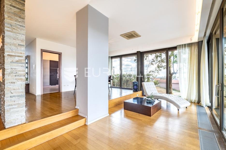 Haus Zu verkaufen - Grad Zagreb Gornja Dubrava
