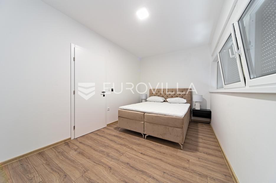 Apartma Na predaj -  Osijek
