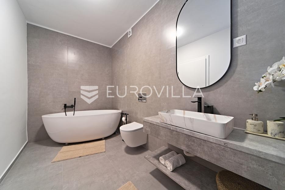 Apartma Na predaj -  Osijek