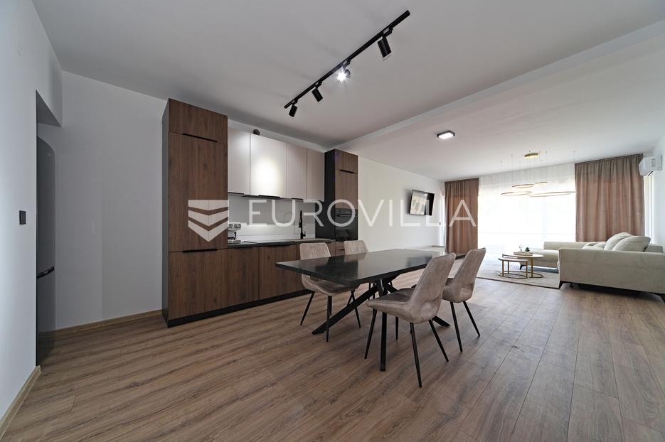 Apartma Na predaj -  Osijek