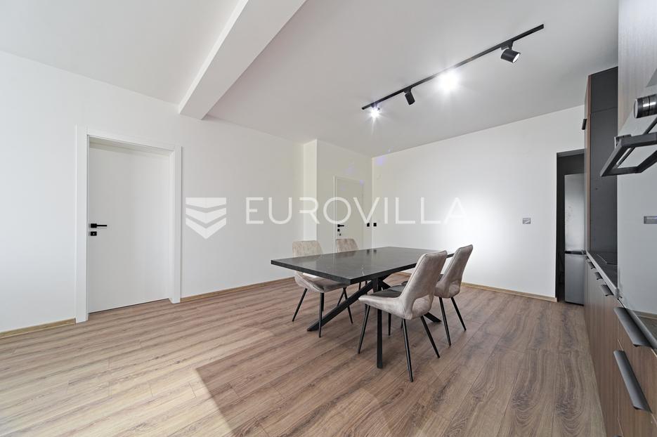 Apartma Na predaj -  Osijek