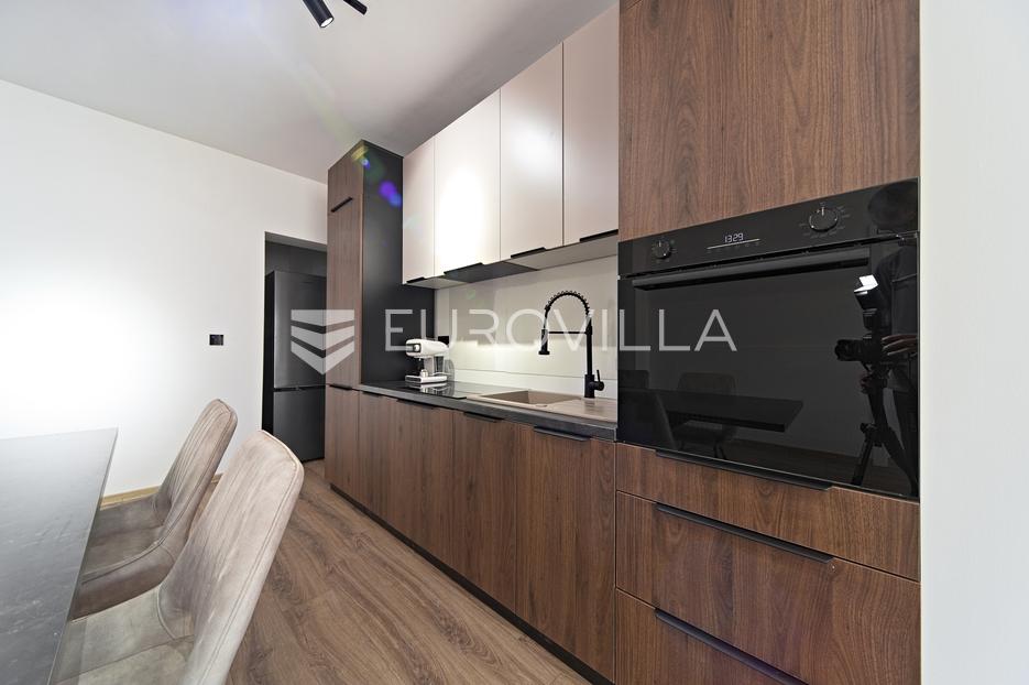 Apartma Na predaj -  Osijek