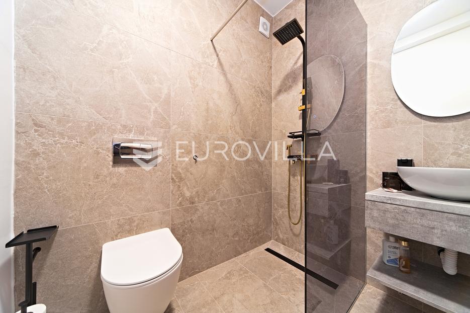 Apartma Na predaj -  Osijek
