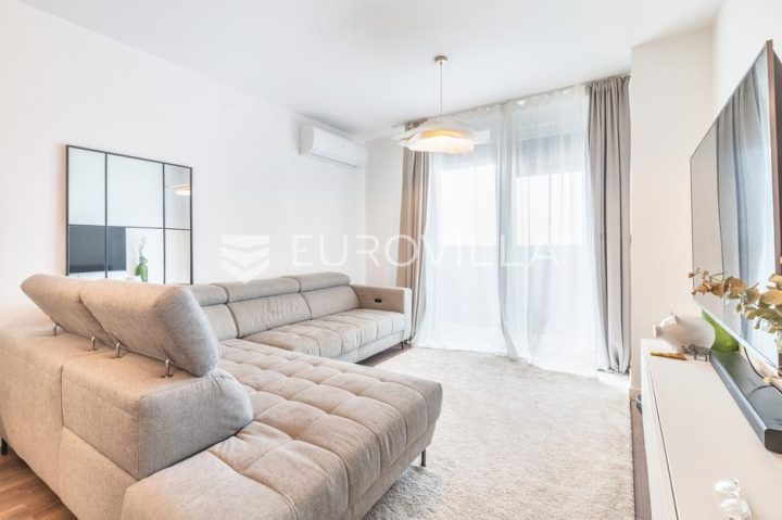 Flat for sale 81 m² – Sloboština