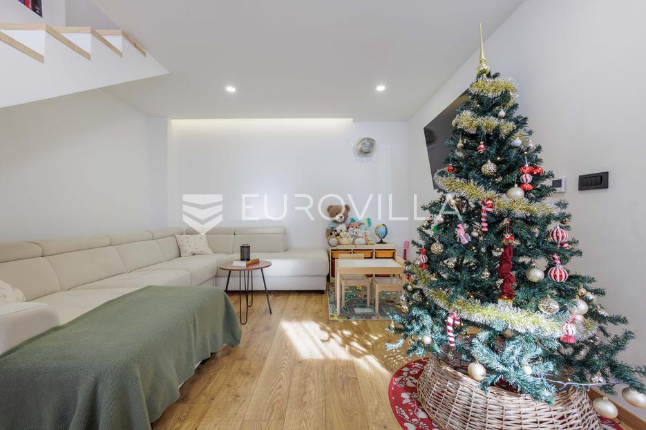 Apartment Zu verkaufen -  Pula