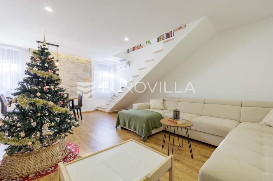 Apartment Zu verkaufen -  Pula