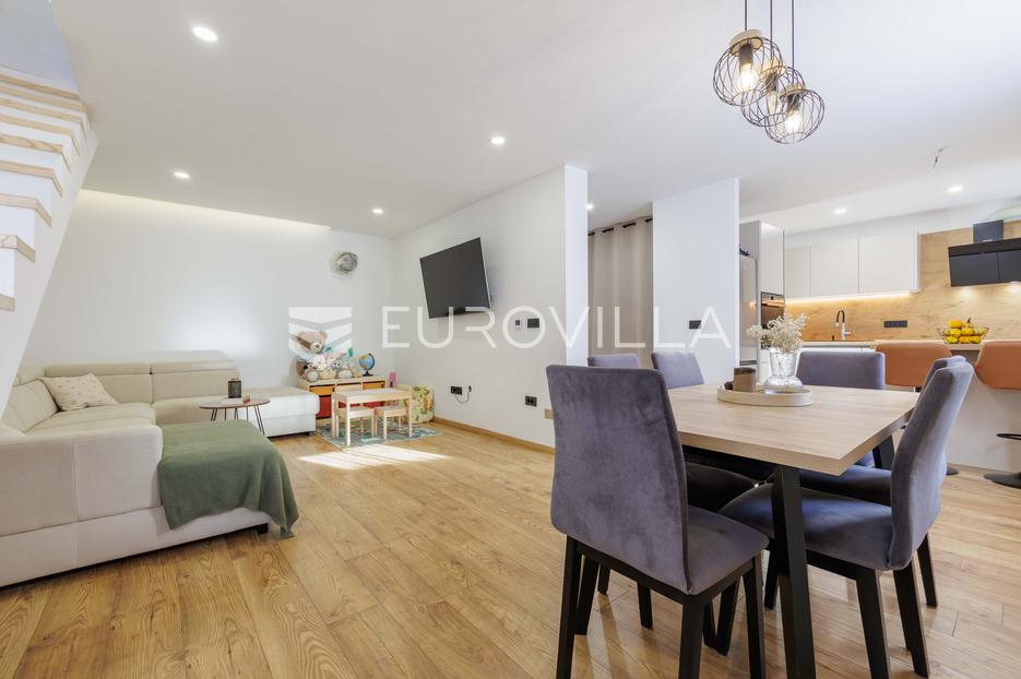 Apartment Zu verkaufen -  Pula