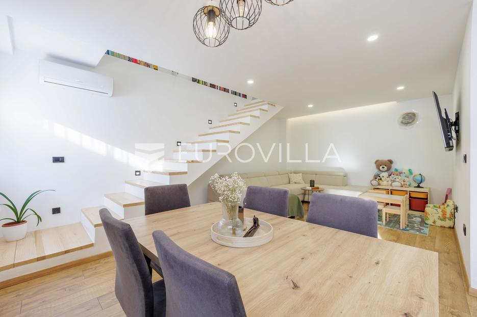 Apartment Zu verkaufen -  Pula