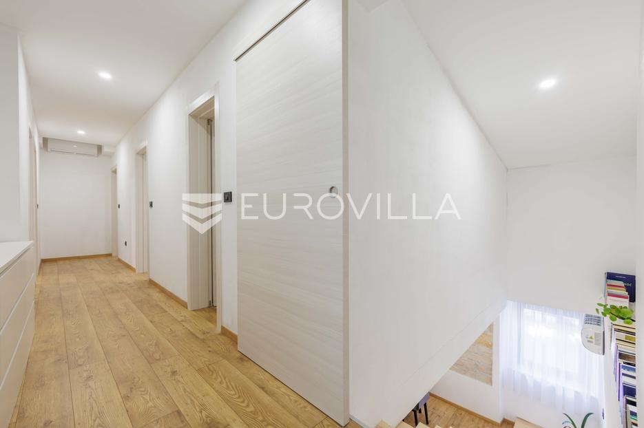 Apartment Zu verkaufen -  Pula