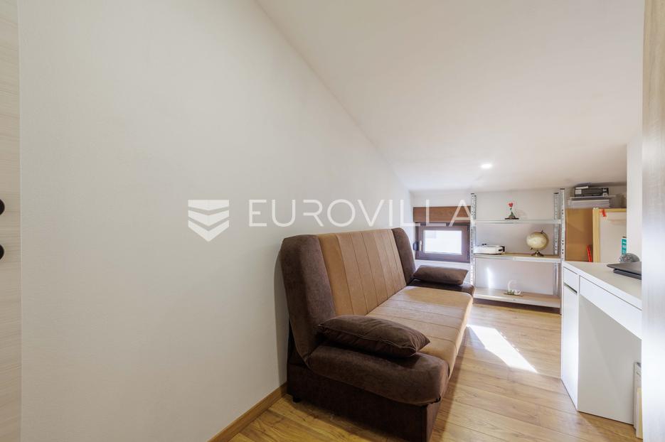Apartment Zu verkaufen -  Pula