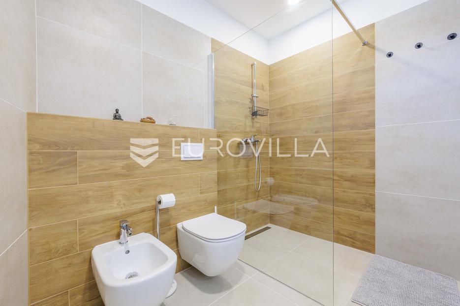 Apartment Zu verkaufen -  Pula