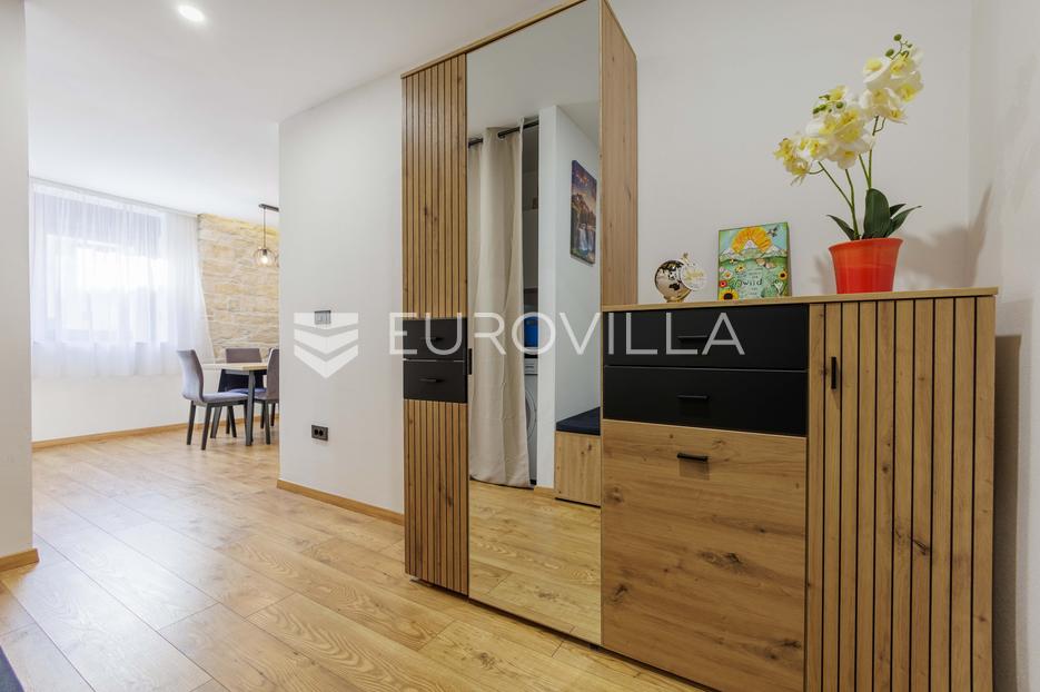 Apartment Zu verkaufen -  Pula