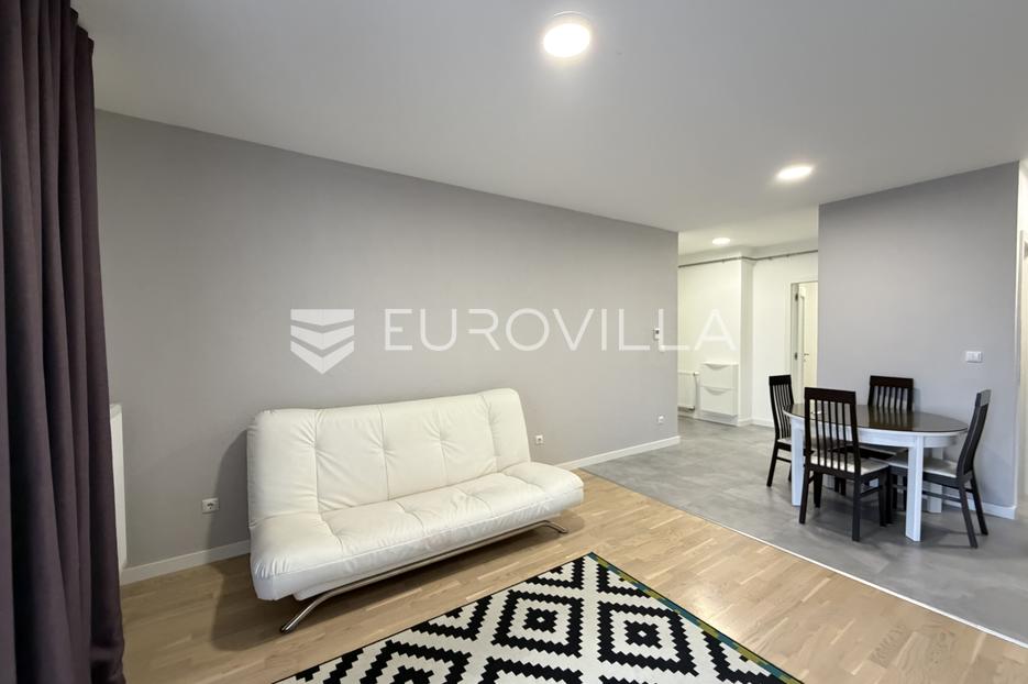 Flat For sale - Osječko-baranjska Đakovo