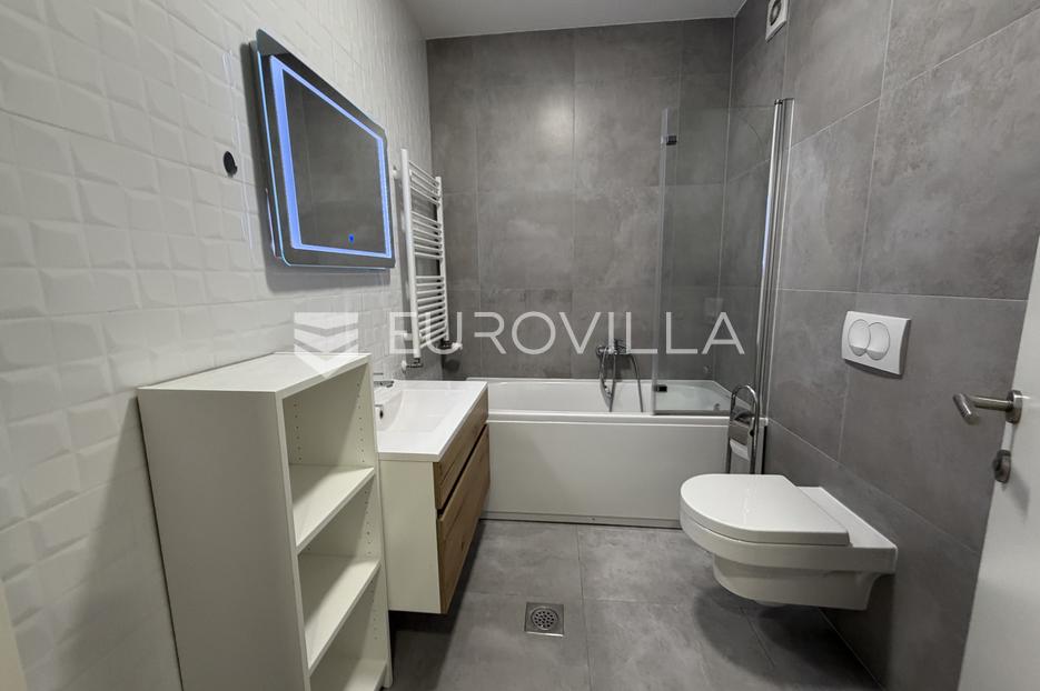 Flat For sale - Osječko-baranjska Đakovo