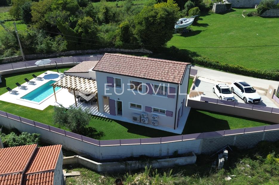 Dom Na predaj -  Marčana
