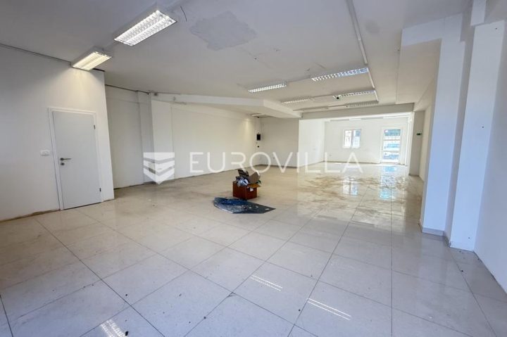 Lokal użytkowy na sprzedaż 130 m² – Monvidal