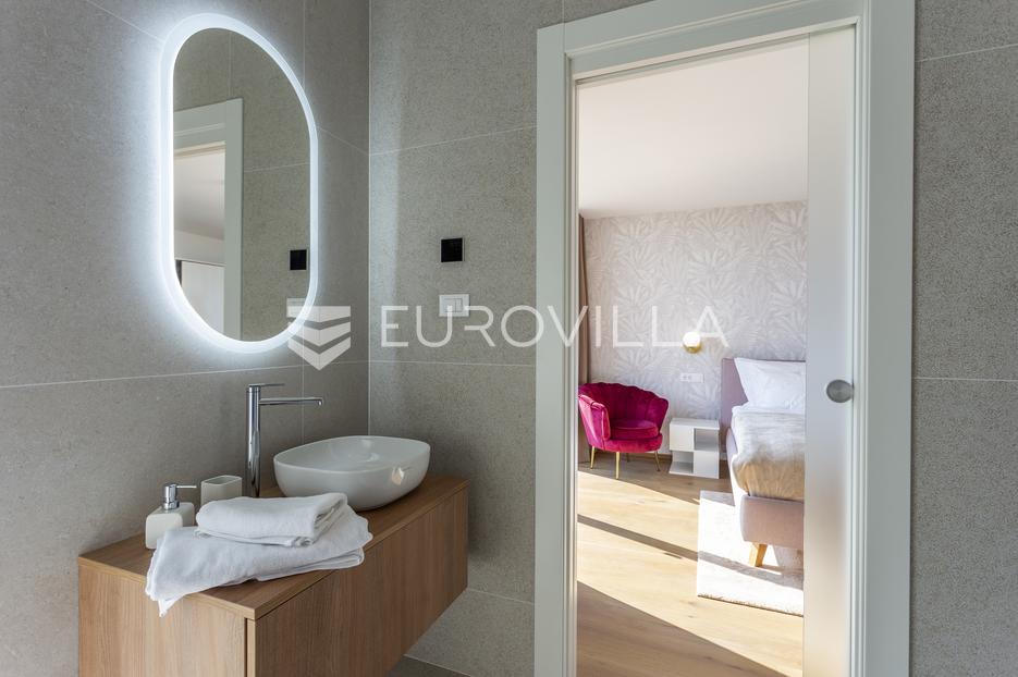 Kuća Na prodaju -  Rovinj