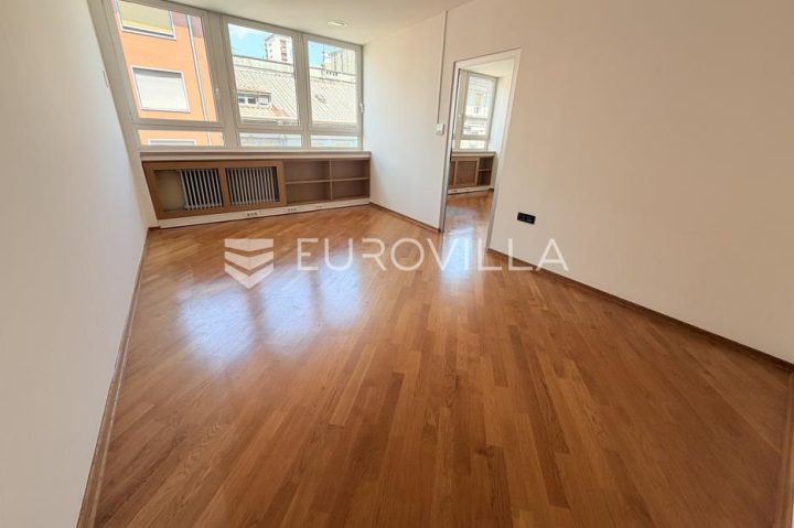 Gewerbefläche zu verkaufen 107 m² – Brajda