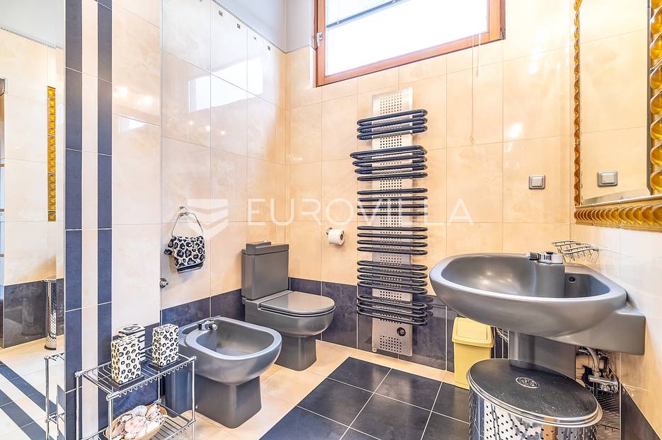 Casa In vendita - Grad Zagreb Gornji Grad - Medveščak