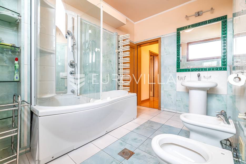 Casa In vendita - Grad Zagreb Gornji Grad - Medveščak