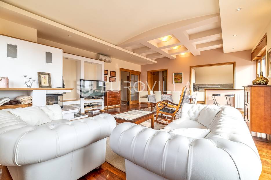 Casa In vendita - Grad Zagreb Gornji Grad - Medveščak