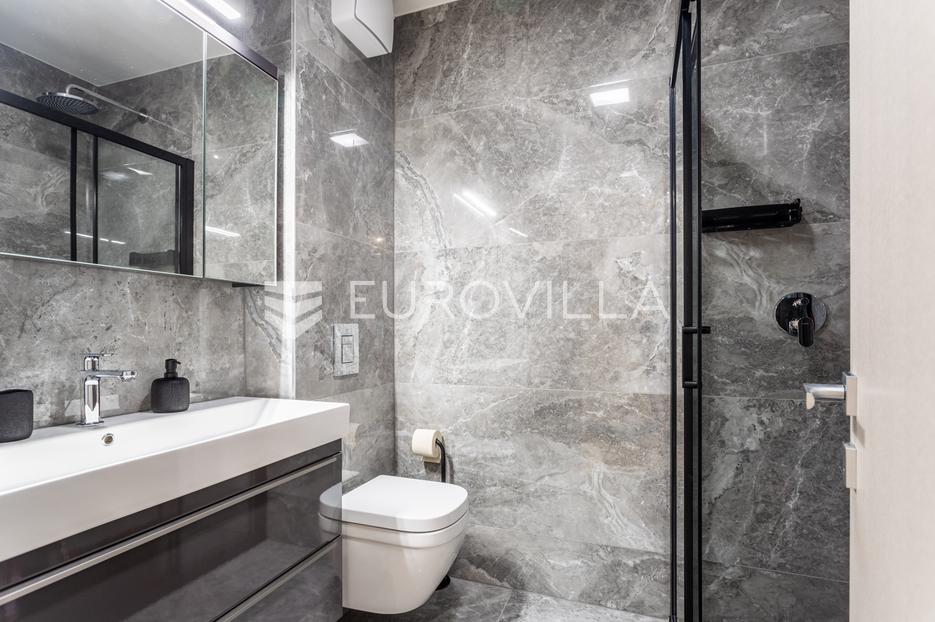 Apartment Zu verkaufen -  Split